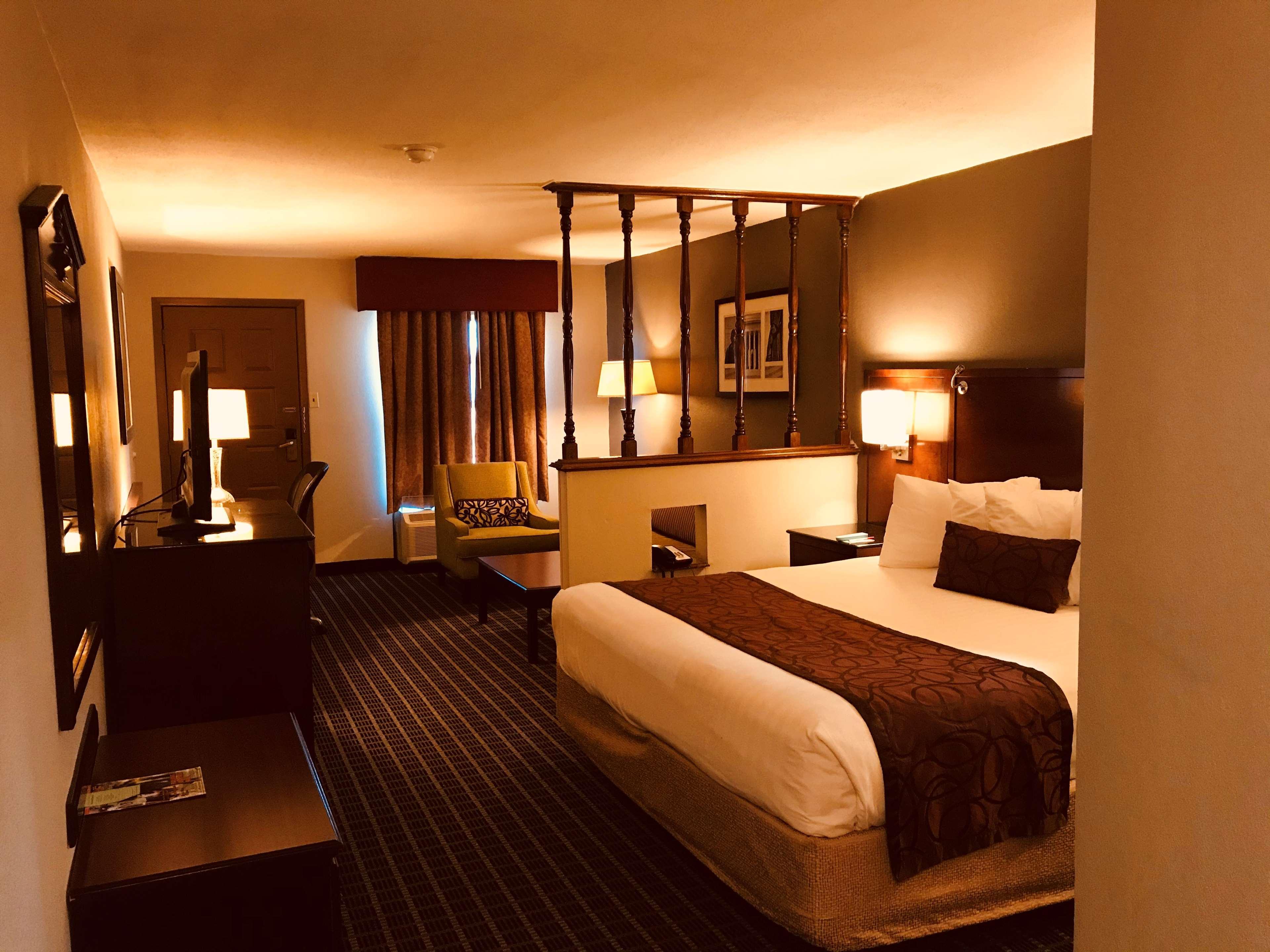 Surestay Plus Hotel By Best Western Greenwood Exterior photo