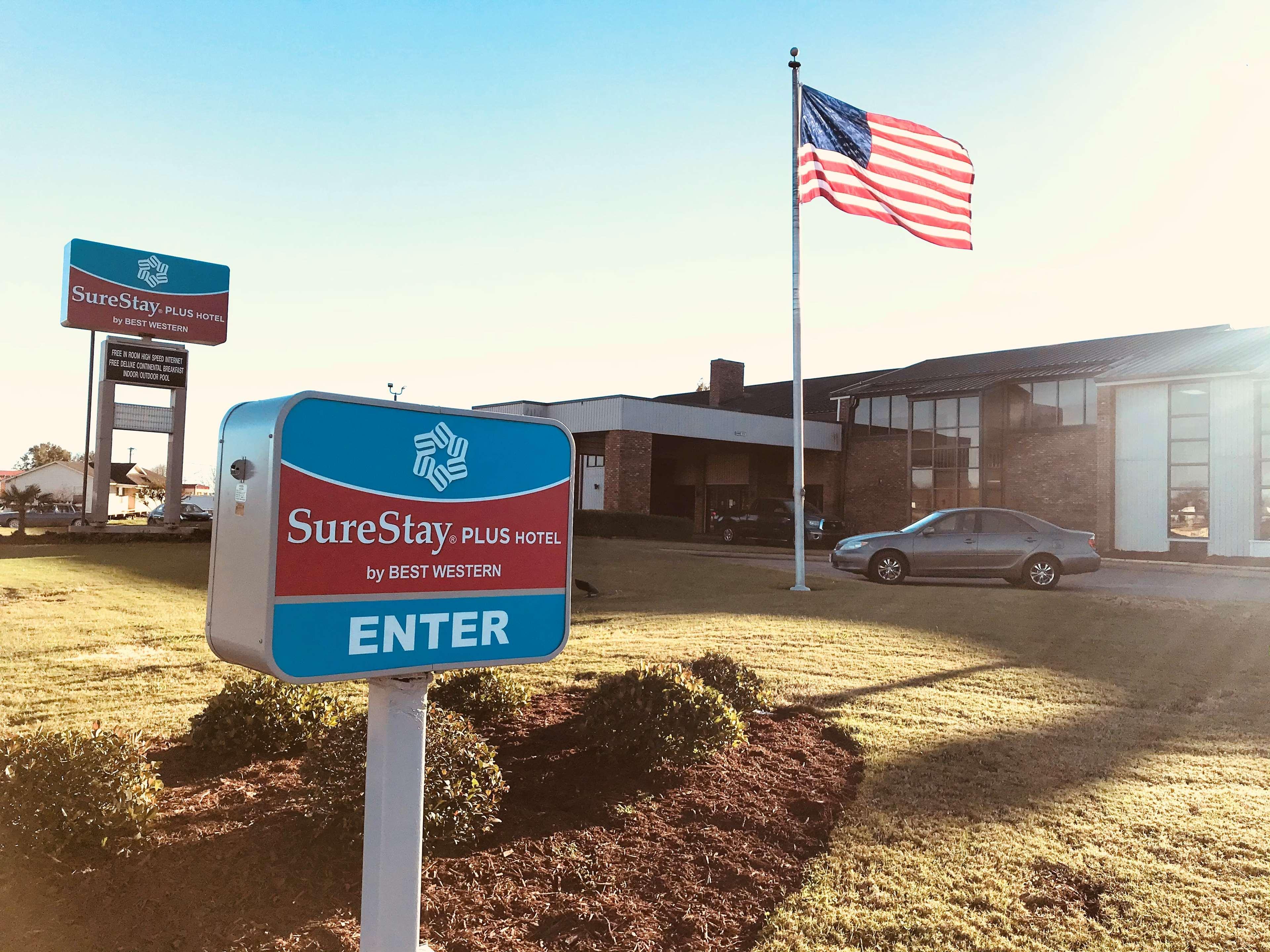 Surestay Plus Hotel By Best Western Greenwood Exterior photo