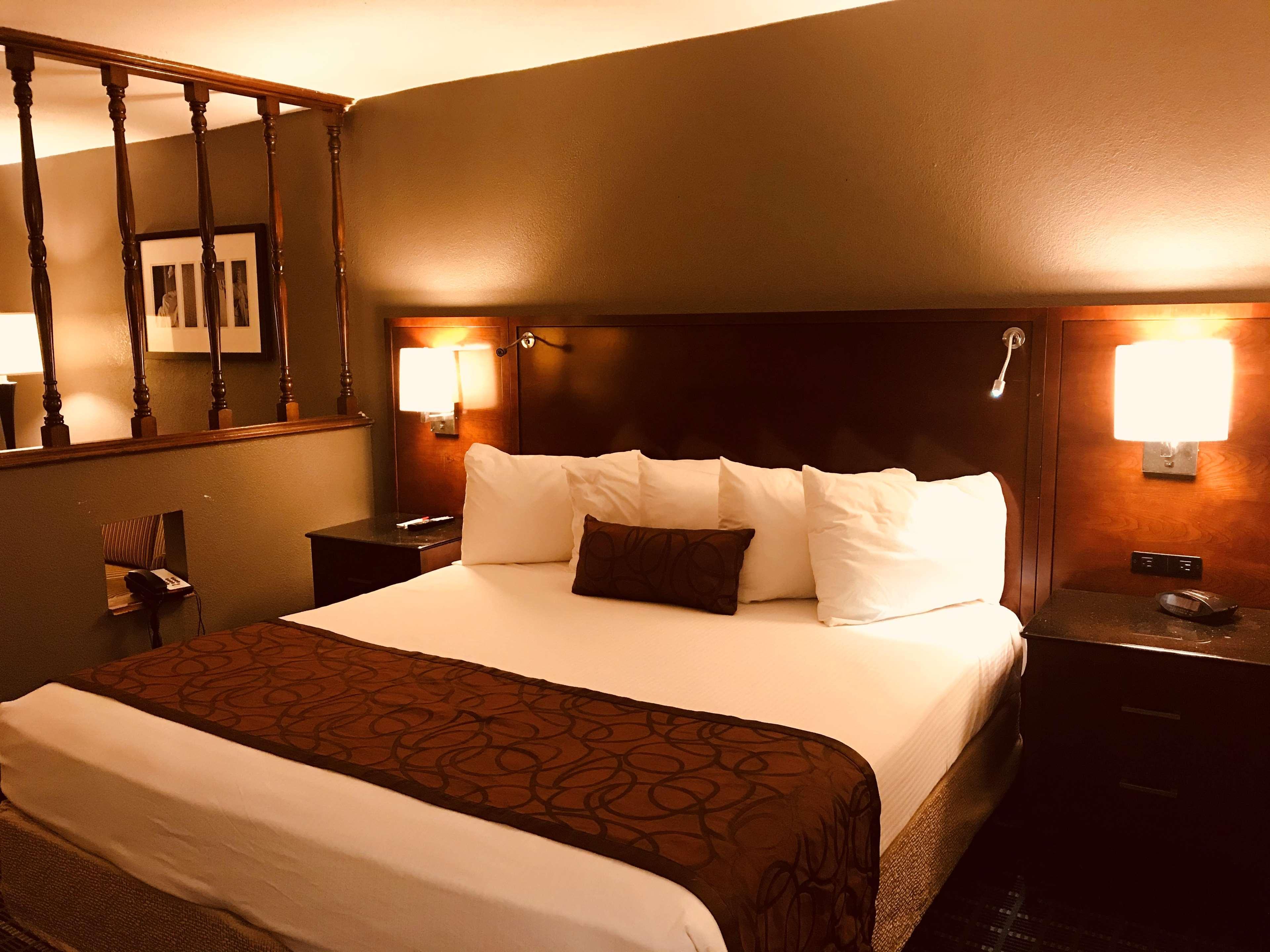 Surestay Plus Hotel By Best Western Greenwood Exterior photo